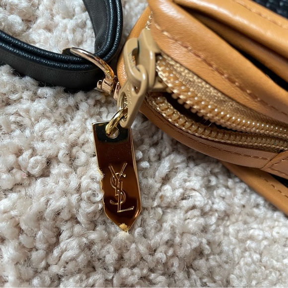 YSL Yves Saint Laurent Clutch Crossbody Bag β¨ - Picture 13 of 15